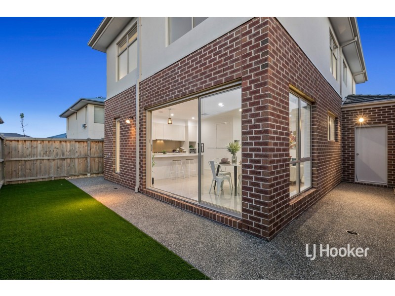 4 Astoria Drive, Point Cook VIC 3030