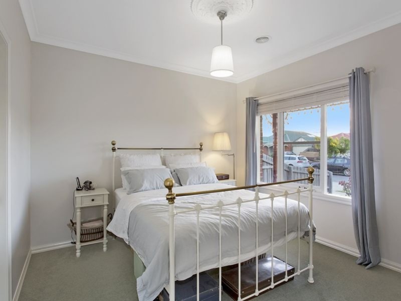 10 Burnley Street, Point Cook VIC 3030