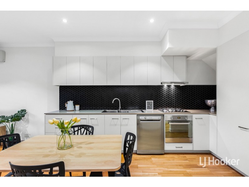 87 Campaspe Way, Point Cook VIC 3030