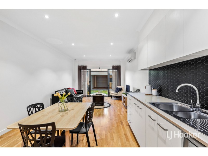 87 Campaspe Way, Point Cook VIC 3030