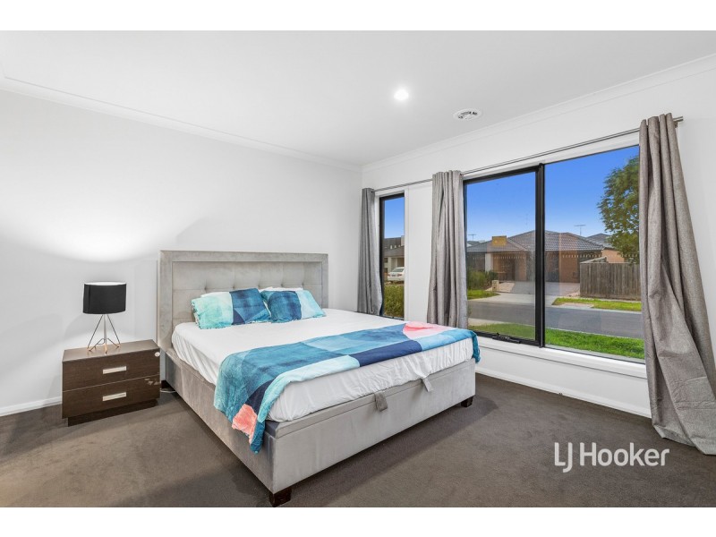 3 Leadbeater Street, Point Cook VIC 3030