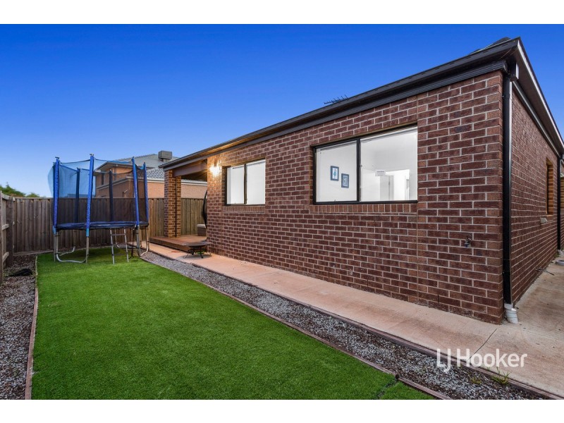 3 Leadbeater Street, Point Cook VIC 3030