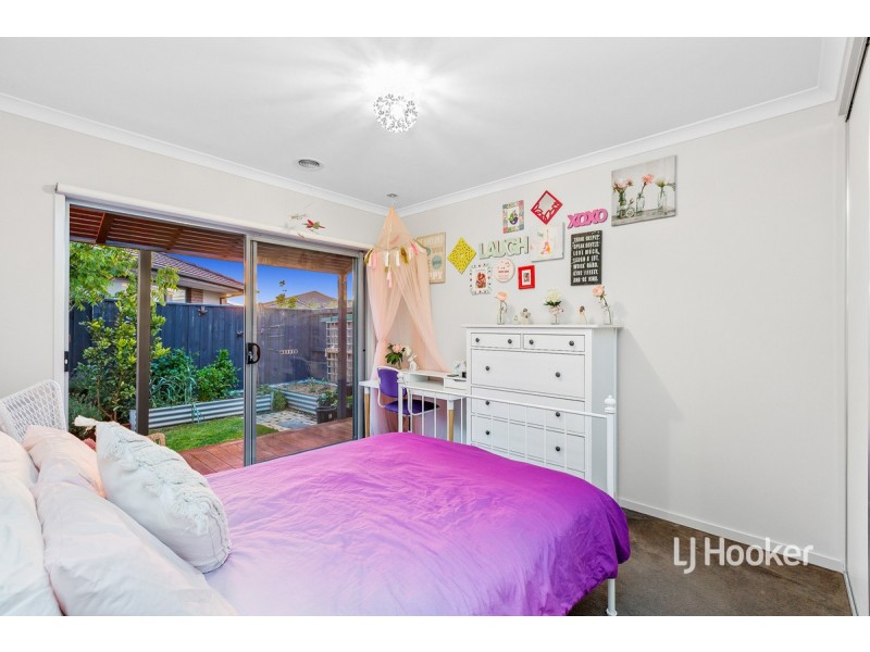 4 Forum Way, Point Cook VIC 3030