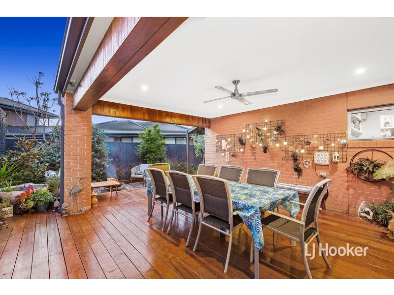 4 Forum Way, Point Cook VIC 3030