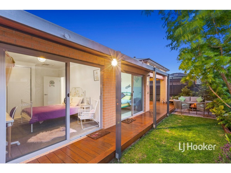 4 Forum Way, Point Cook VIC 3030