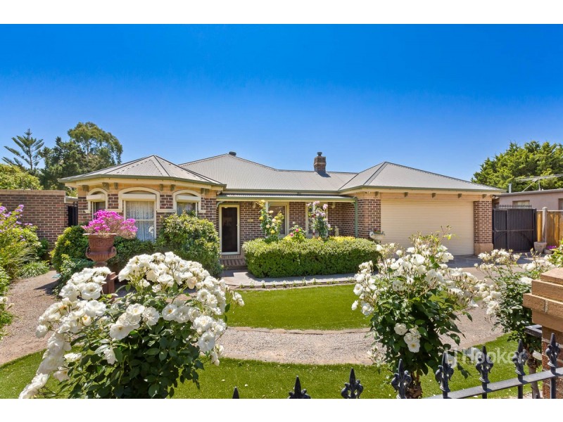 1/4 Riverbend Crescent, Werribee VIC 3030