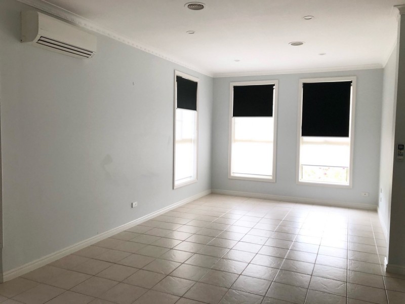 2a Kingfisher Drive, Seabrook VIC 3028