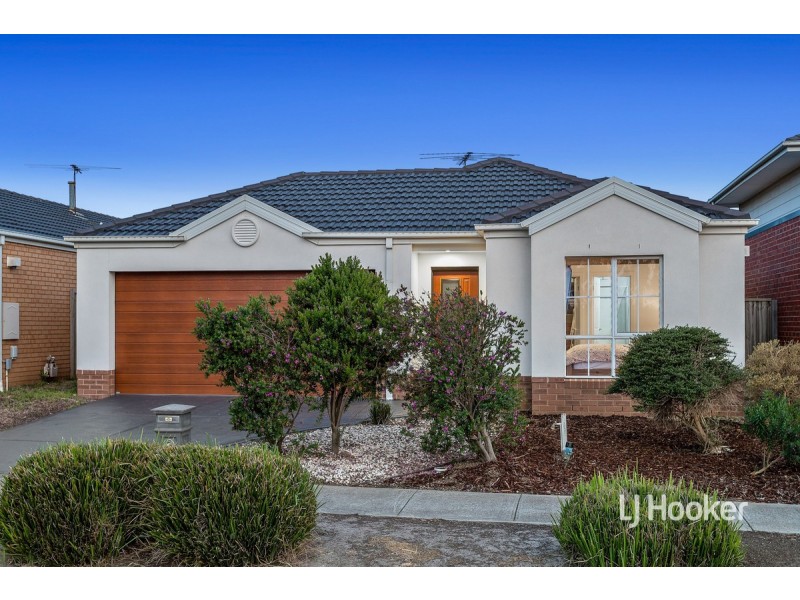 13 Whisper Boulevard, Point Cook VIC 3030