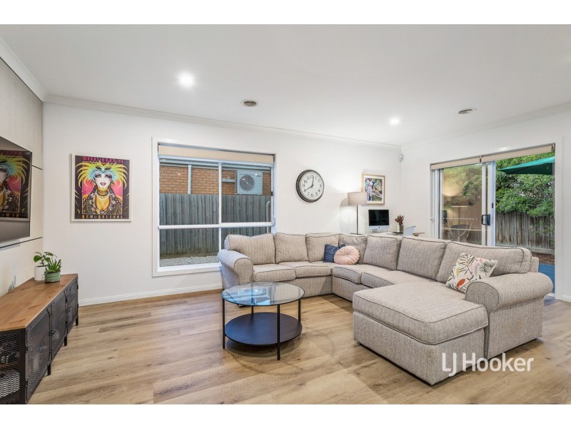 13 Whisper Boulevard, Point Cook VIC 3030