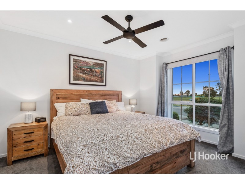 13 Whisper Boulevard, Point Cook VIC 3030