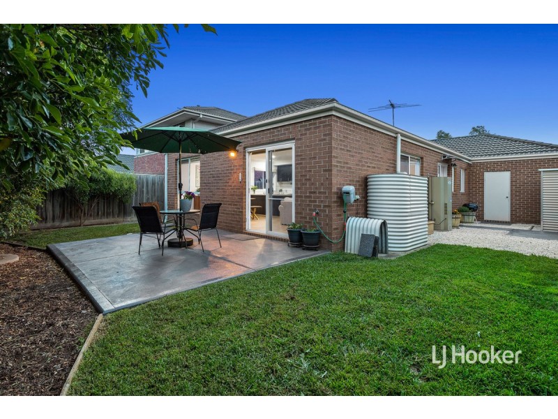 13 Whisper Boulevard, Point Cook VIC 3030