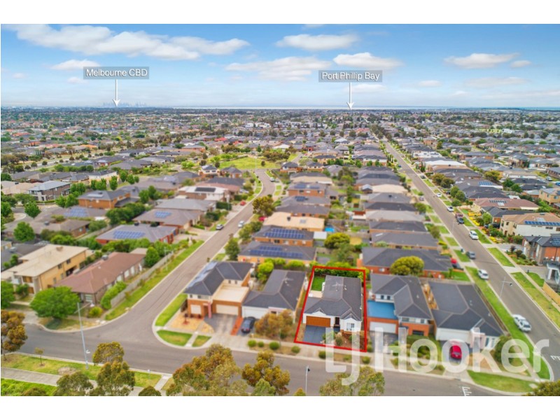 13 Whisper Boulevard, Point Cook VIC 3030
