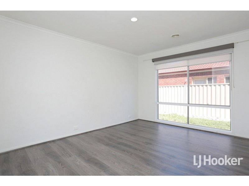 9 Kingsley Avenue, Point Cook VIC 3030