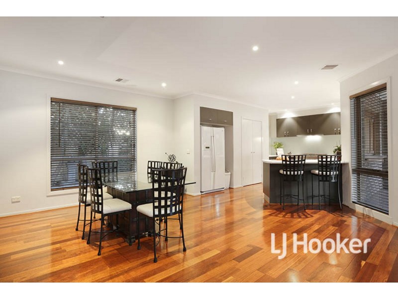 5 La Spezia Court, Point Cook VIC 3030