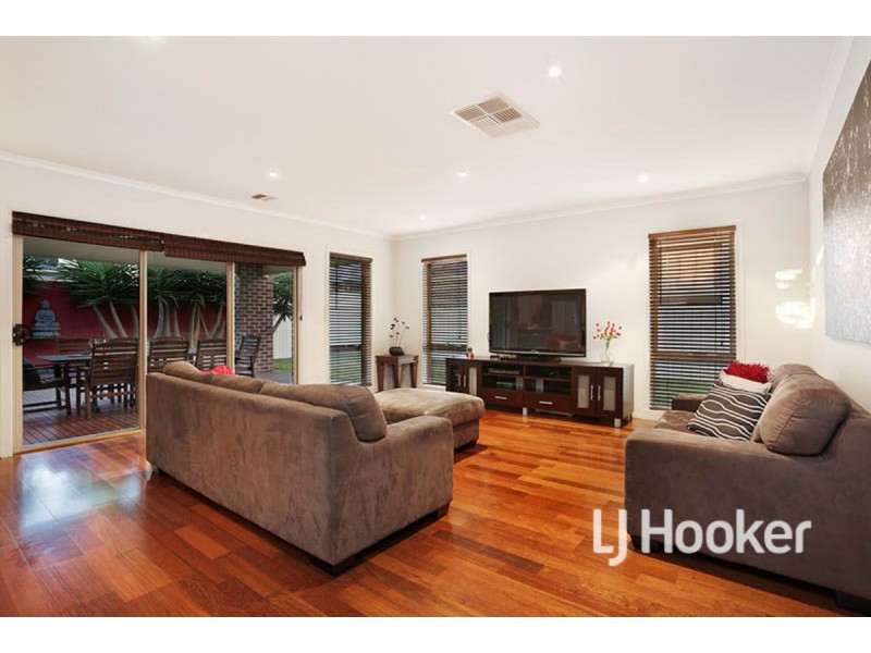 5 La Spezia Court, Point Cook VIC 3030