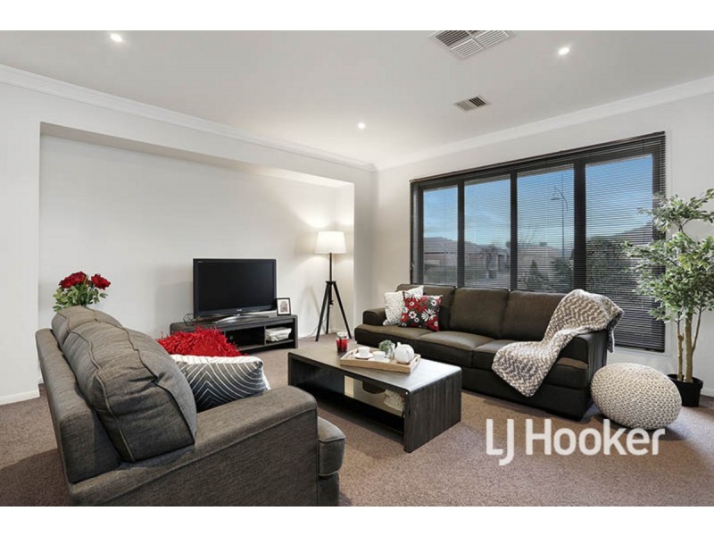 5 La Spezia Court, Point Cook VIC 3030