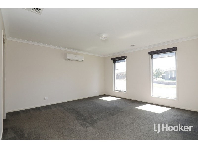 5 Solo Street, Point Cook VIC 3030