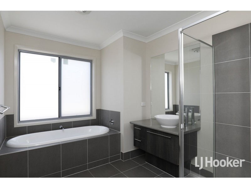 5 Solo Street, Point Cook VIC 3030