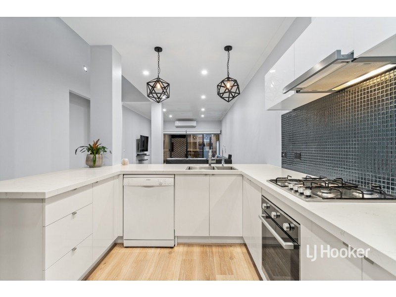 84 Boardwalk Boulevard, Point Cook VIC 3030