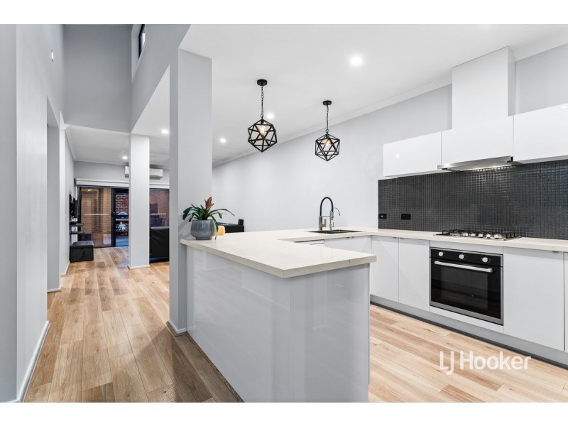 84 Boardwalk Boulevard, Point Cook VIC 3030