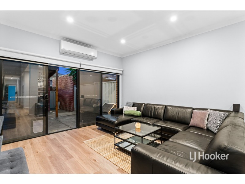 84 Boardwalk Boulevard, Point Cook VIC 3030