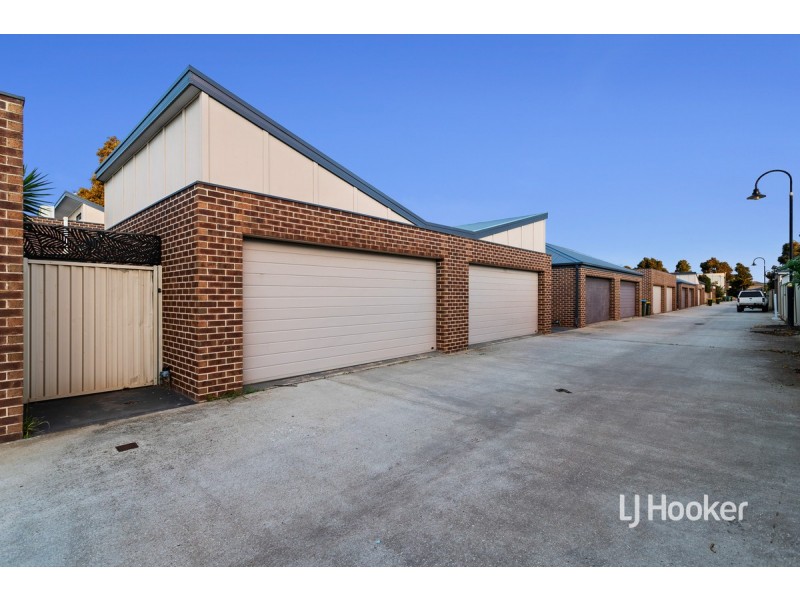 84 Boardwalk Boulevard, Point Cook VIC 3030