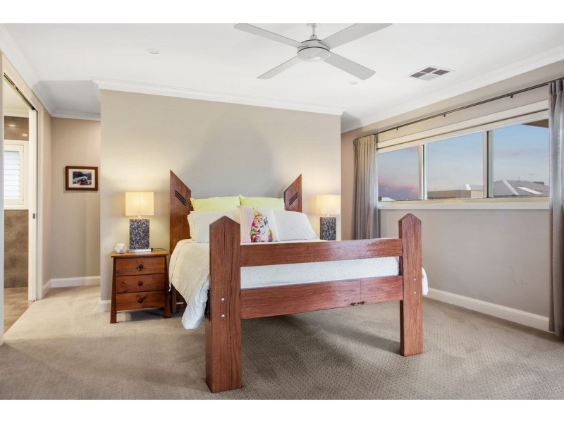10 Masthead Way, Werribee South VIC 3030