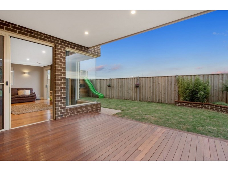10 Masthead Way, Werribee South VIC 3030