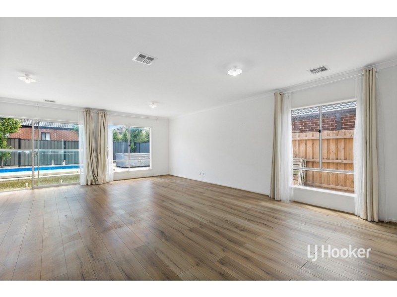 22 Marwood Avenue, Truganina VIC 3029