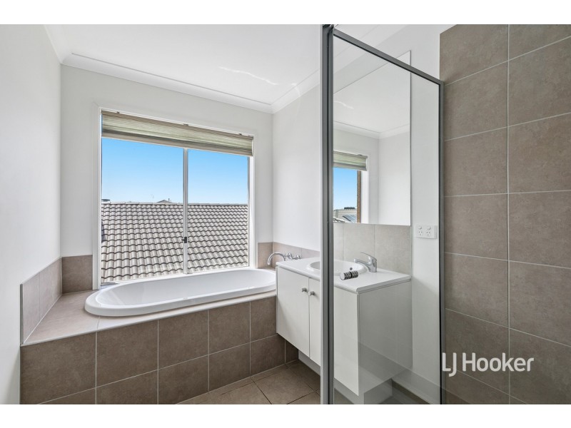 22 Marwood Avenue, Truganina VIC 3029