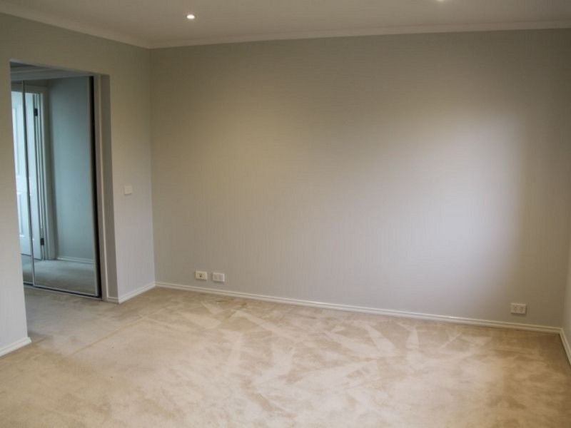 48 Lincolnheath Boulevard, Point Cook VIC 3030