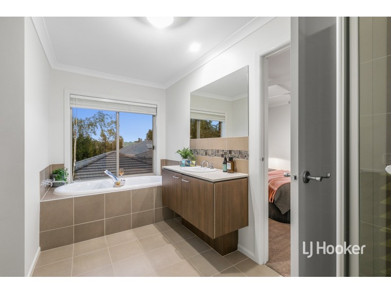 3 St Nicholas Court, Tarneit VIC 3029