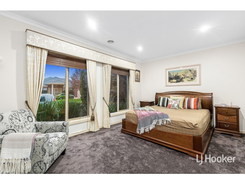 6 Sorrento Avenue, Point Cook VIC 3030