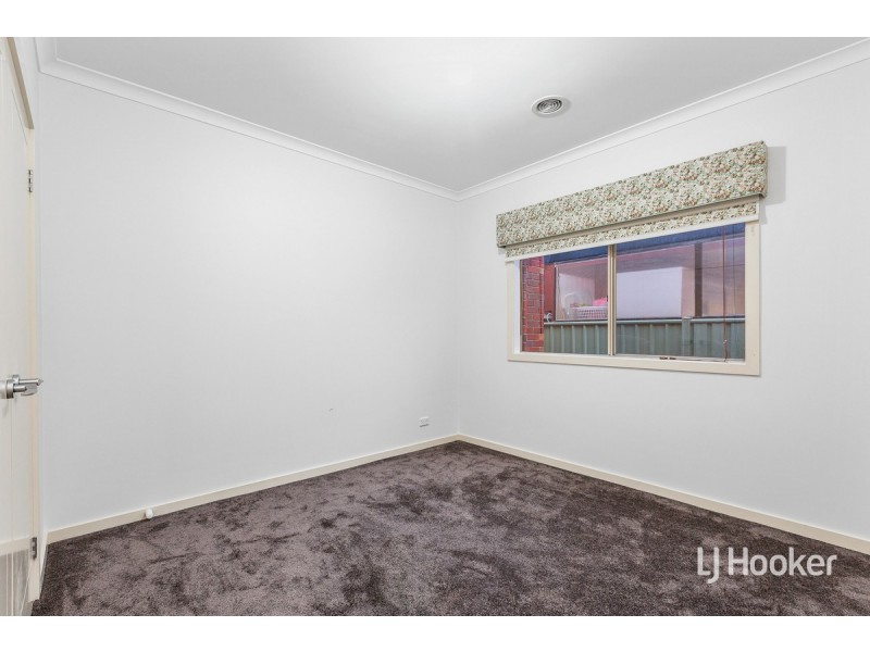 6 Sorrento Avenue, Point Cook VIC 3030