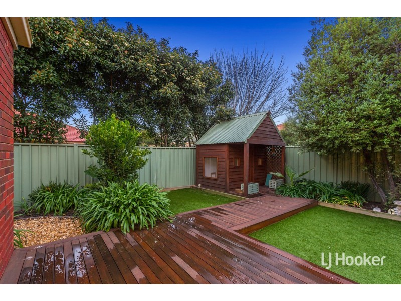 6 Sorrento Avenue, Point Cook VIC 3030