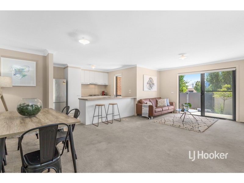 43 Chapel Street, Point Cook VIC 3030