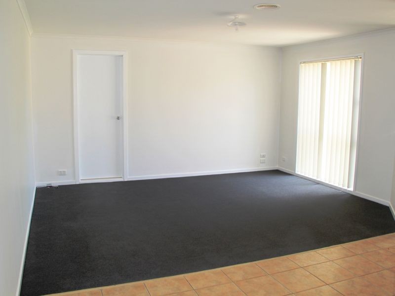 26 Kerford Crescent, Point Cook VIC 3030