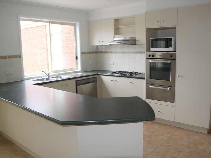 26 Kerford Crescent, Point Cook VIC 3030