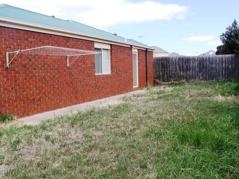 26 Kerford Crescent, Point Cook VIC 3030