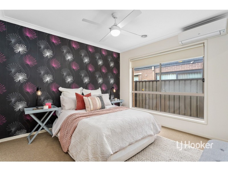 34 Chartwell Avenue, Truganina VIC 3029