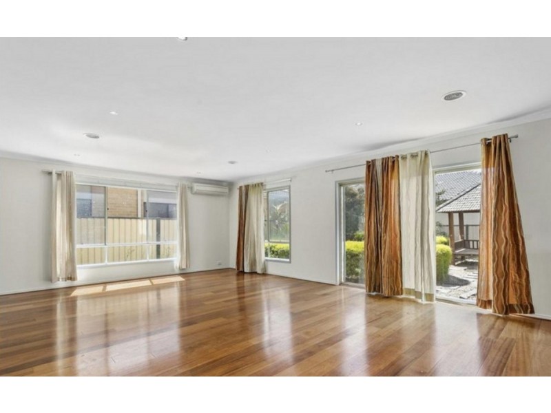 5 Santander Crescent, Point Cook VIC 3030