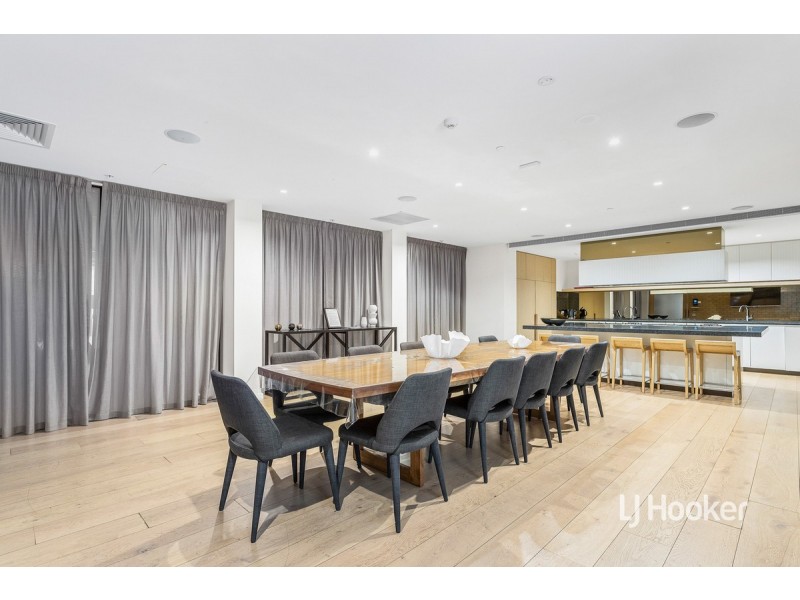 104/56 Kambrook Road, Caulfield North VIC 3161