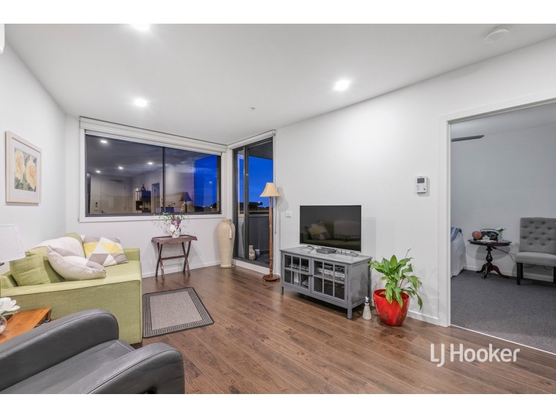 201/18 Tribeca Drive, Point Cook VIC 3030