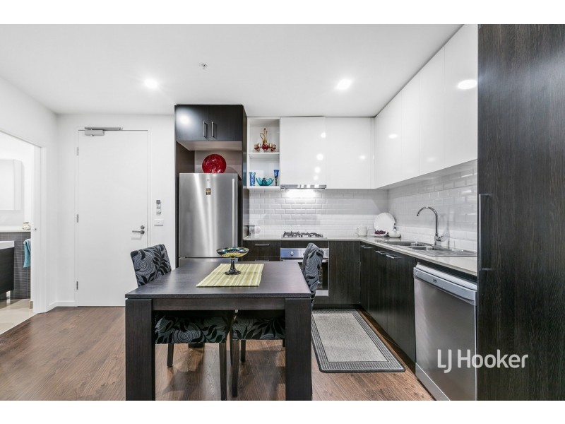 201/18 Tribeca Drive, Point Cook VIC 3030