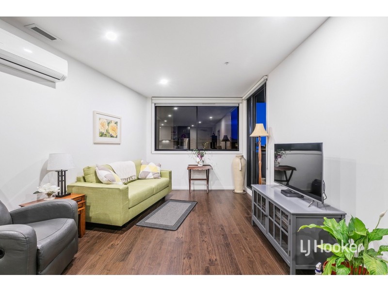 201/18 Tribeca Drive, Point Cook VIC 3030