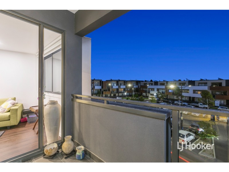 201/18 Tribeca Drive, Point Cook VIC 3030
