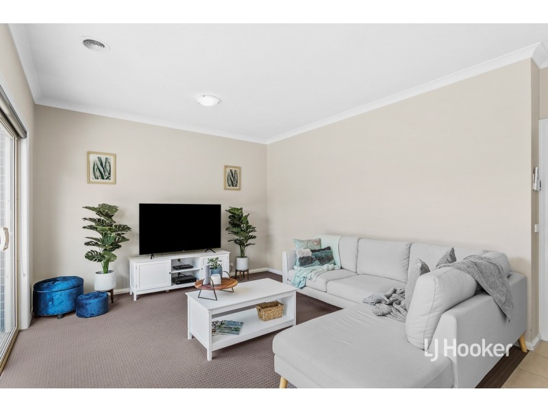 35/42 Mitchells Lane, Sunbury VIC 3429