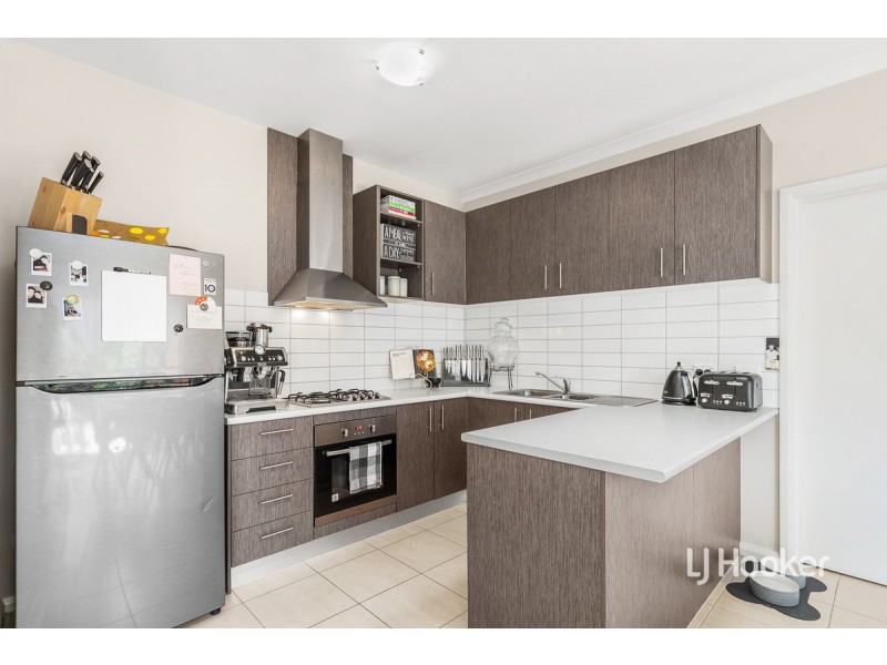 35/42 Mitchells Lane, Sunbury VIC 3429