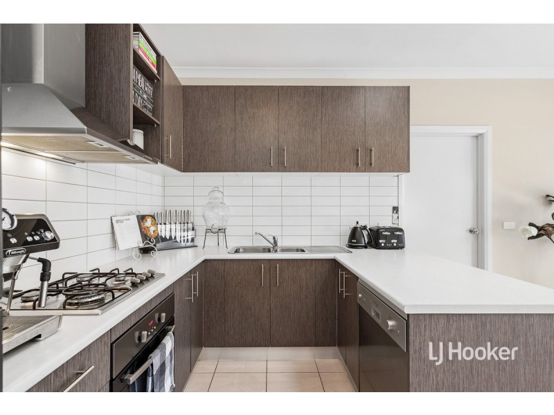 35/42 Mitchells Lane, Sunbury VIC 3429