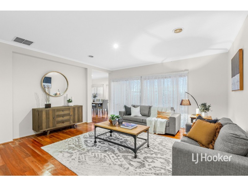 2 Dorrington Street, Point Cook VIC 3030